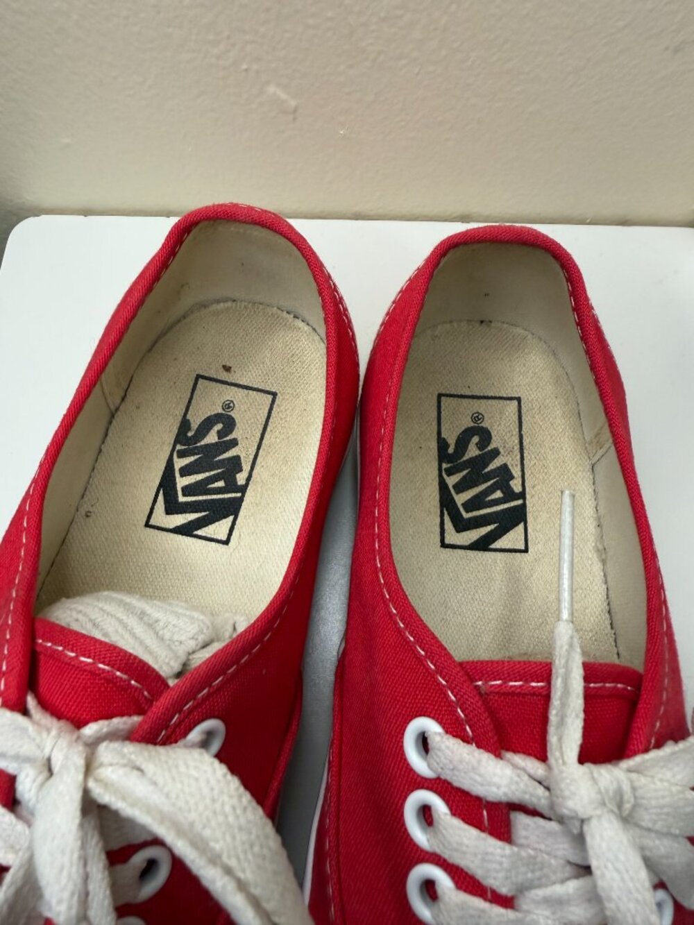 RED Vans Womens Sneakers Shoes Mens7/Womens8.5US - Picture 6 of 6